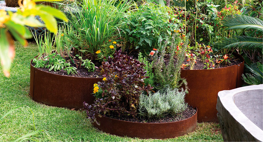 Formboss Steel Garden Edging for beautiful gardens